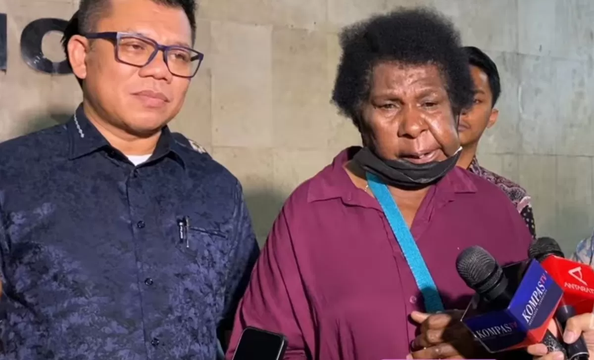 mama sinta pengacara pdip